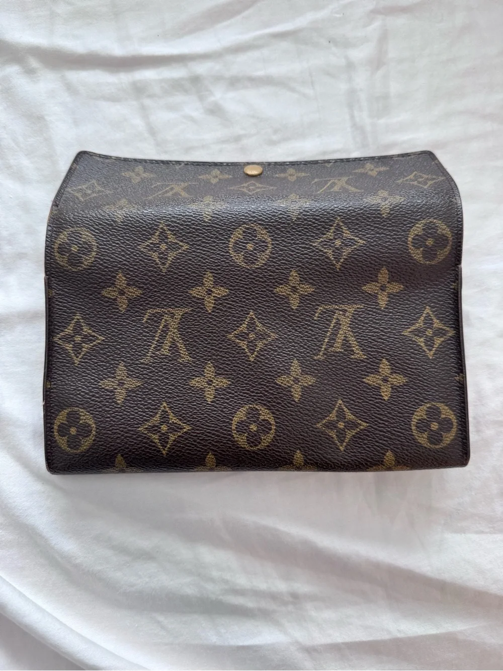 Louis Vuitton Monogram Canvas Sarah Wallet in Brown